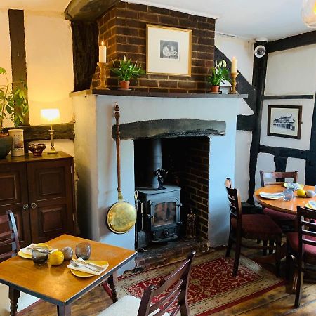 The Swan Inn Мидхерст Экстерьер фото